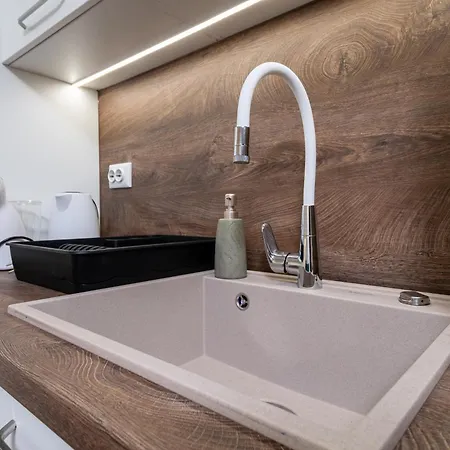 アパート Bunardjik Hill 1-bed *