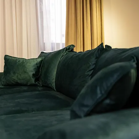 Апартамент Bunardjik Hill 1-bed Пловдив