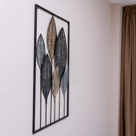 Bunardjik Hill 1-bed Apartment *
