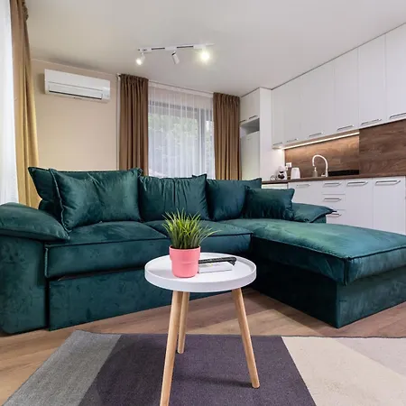 Bunardjik Hill 1-bed *