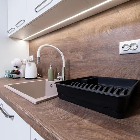 Bunardjik Hill 1-bed Apartment Plovdiv