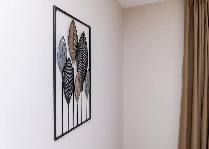 Bunardjik Hill 1-bed *