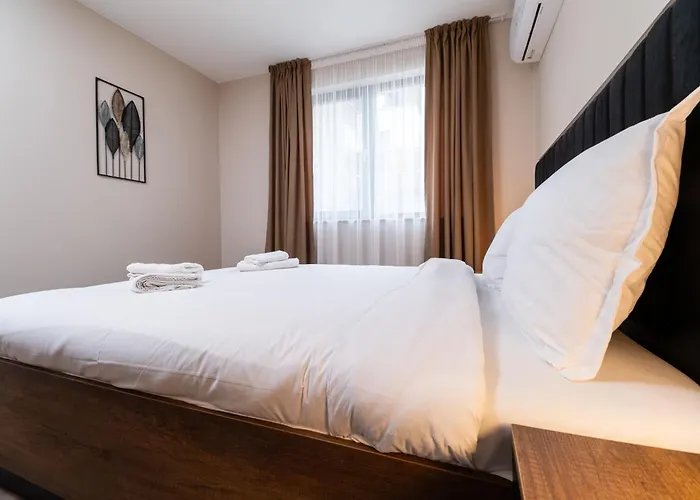 Bunardjik Hill 1-bed 公寓 *