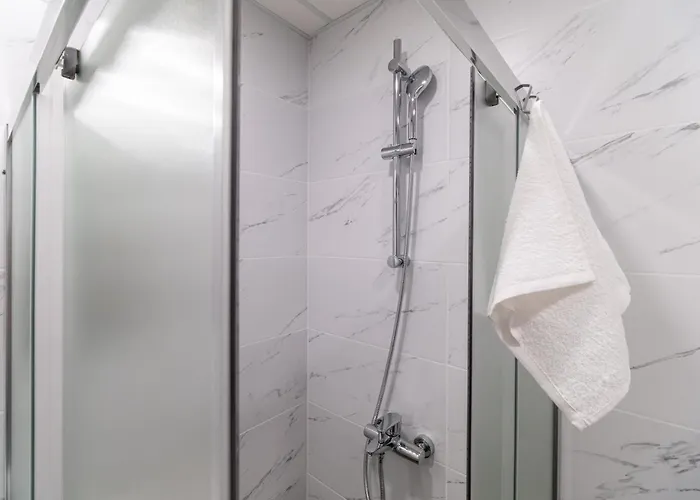 公寓 Bunardjik Hill 1-bed *